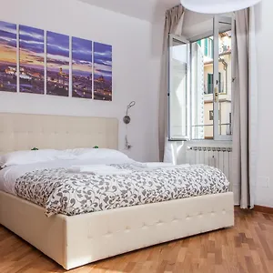 https://bb-le-tre-lune.it-tuscanyhotel.com
