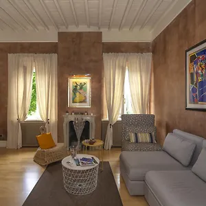 https://lauri-loft.it-tuscanyhotel.com